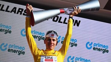Pogacar és Reusser ünnepelhetett Villars-sur-Ollonban